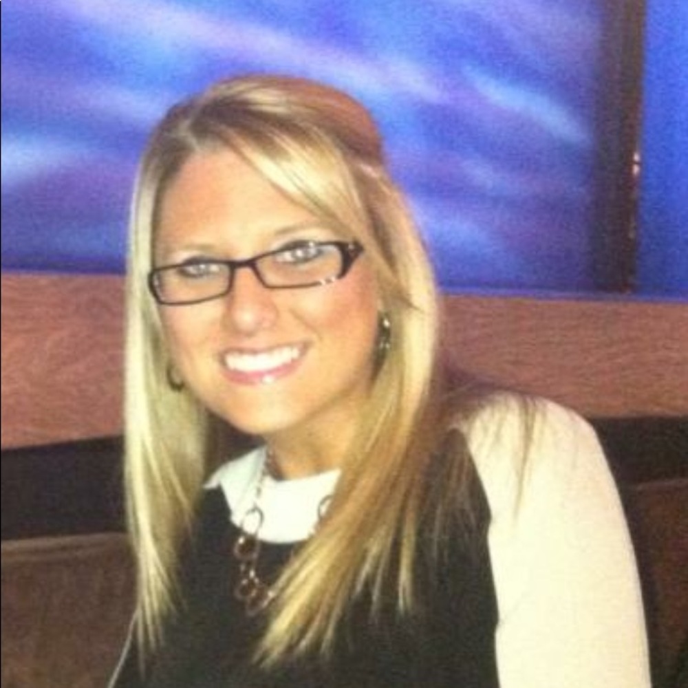 Meet your Posher, Jennifer